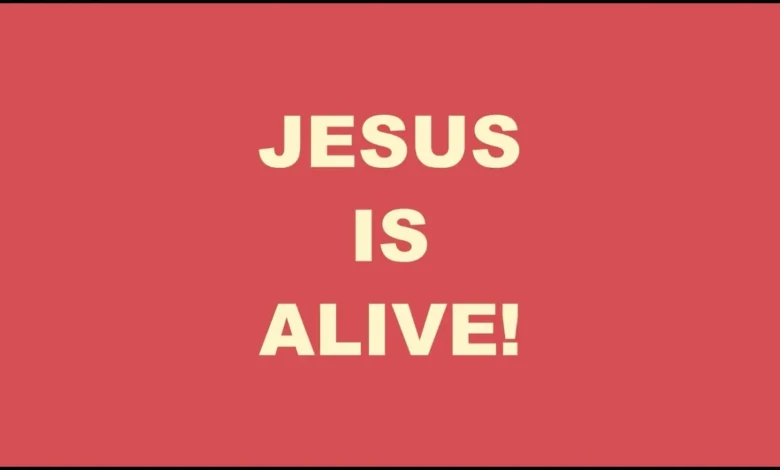 Forrest Frank - JESUS IS ALIVE (Official Lyric Video)