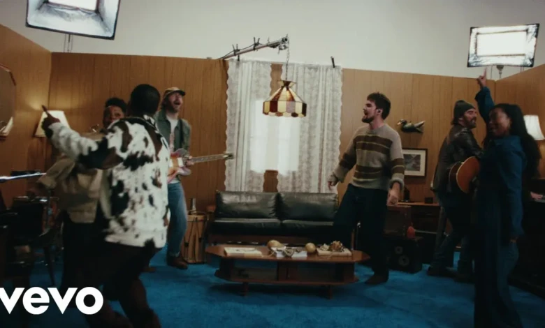 Glory Glory ft. Crowder - We The Kingdom (Official Video)